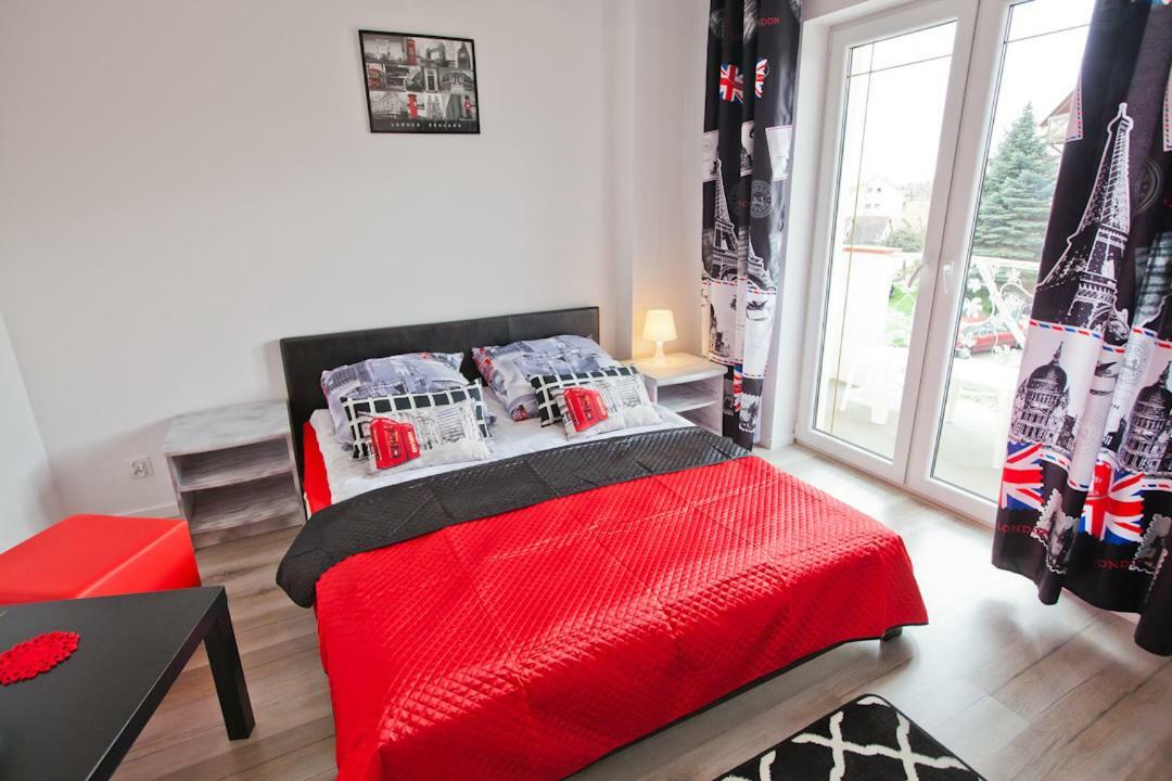 Blekit Oceanu Apartment Wladyslawowo Luaran gambar