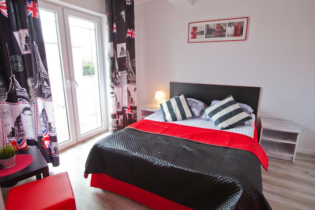Blekit Oceanu Apartment Wladyslawowo Luaran gambar